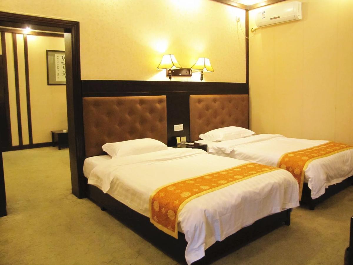 Nantian Grand Hotel Liuzhou Exterior foto