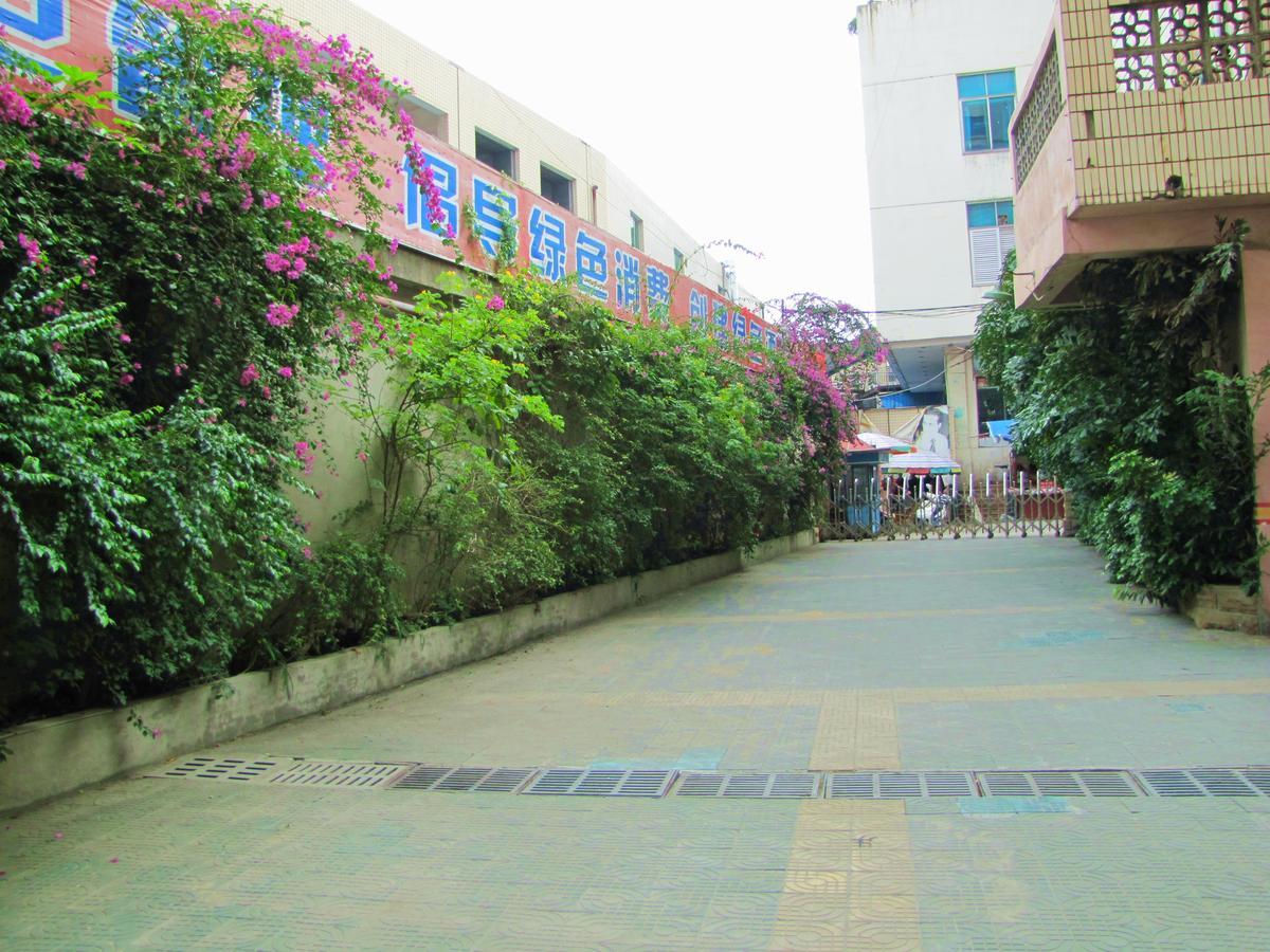 Nantian Grand Hotel Liuzhou Exterior foto